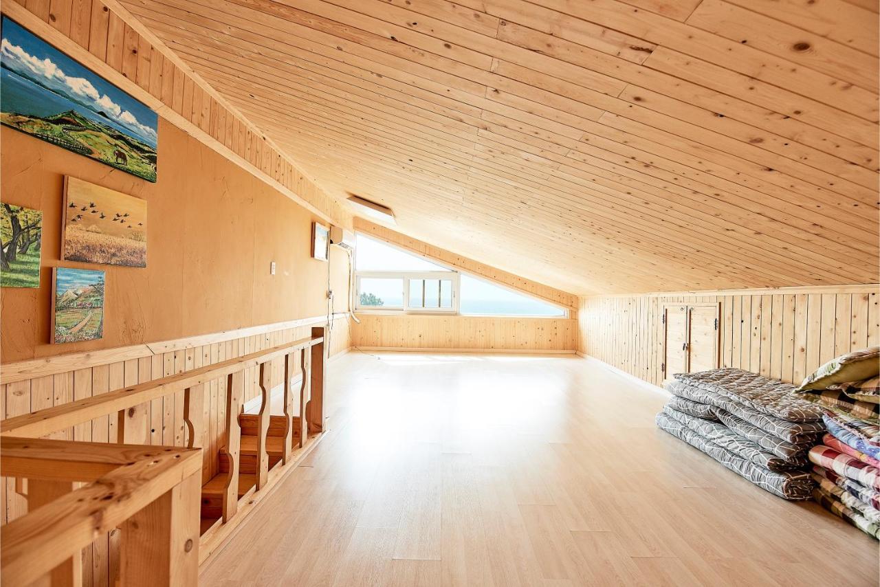 Jeju Sunflower Pension Seogwipo Dış mekan fotoğraf