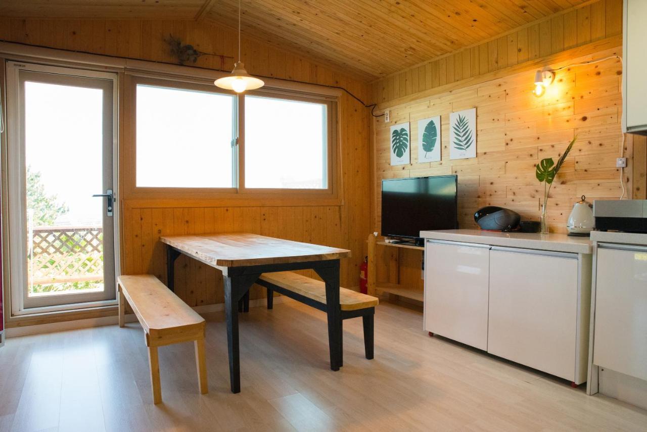 Jeju Sunflower Pension Seogwipo Dış mekan fotoğraf